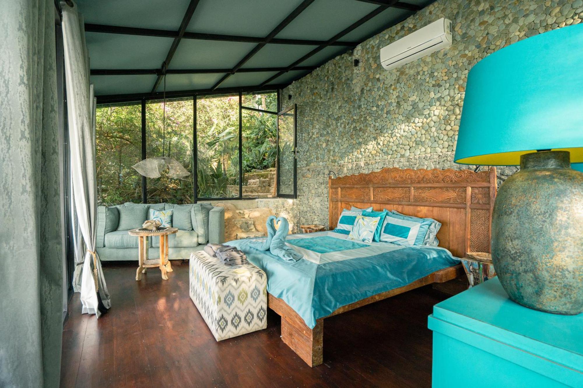 Selini Hills Hotel Labuan Bajo Luaran gambar